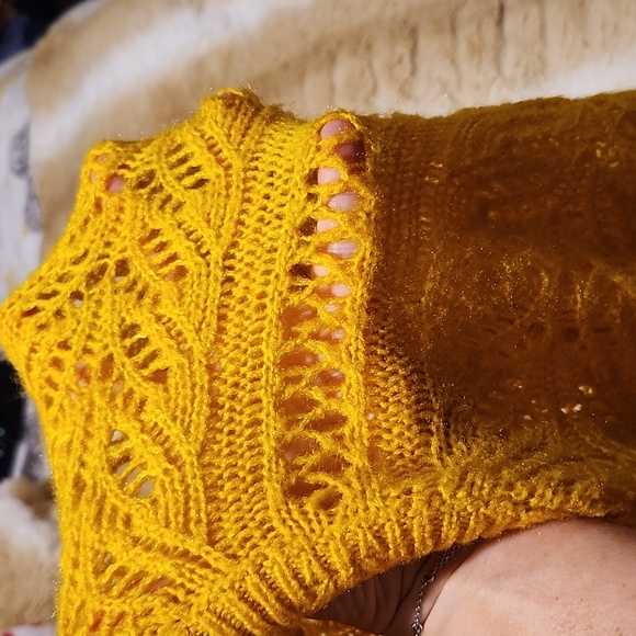 Sweater - Picture 3 of 3